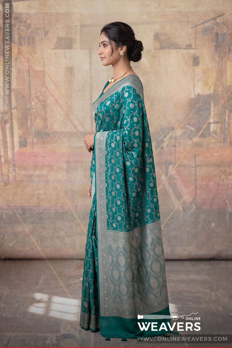 Sapphire Green Banarasi Mashru Silk Saree, green saree, mashru saree, banarasi saree