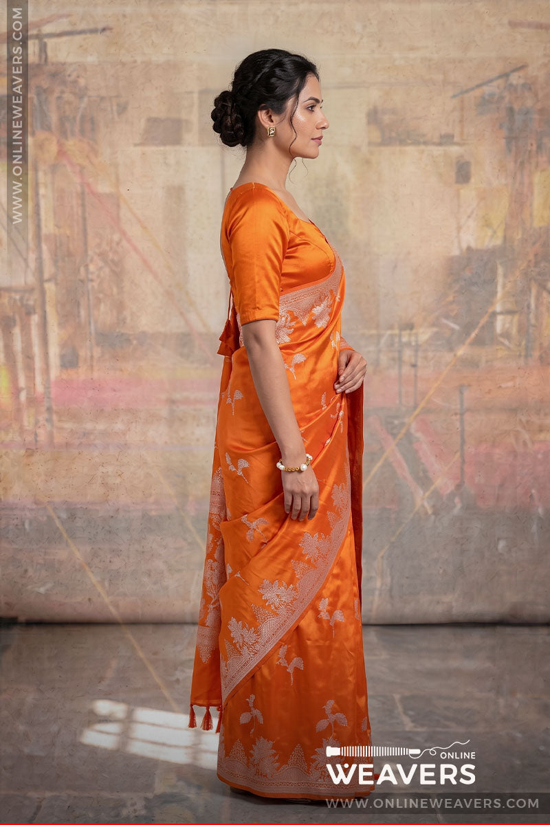 Orange Banarasi silk saree, orange mashru saree, orange saree, bollywood saree, wedding saree, designer sari