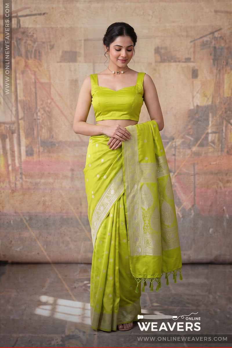 (Blouse) :Diya Mirza Saree, Lime Green saree, light green sari, bollywood saree, Banarasi saree 